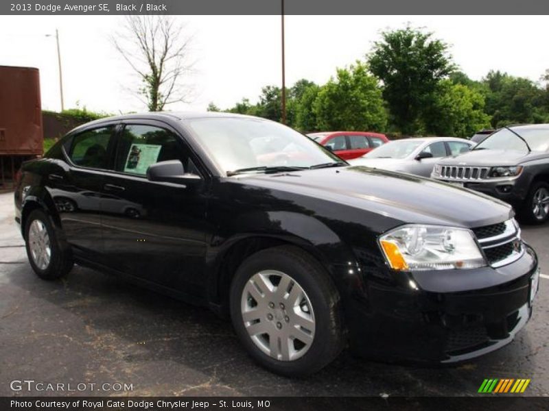 Black / Black 2013 Dodge Avenger SE