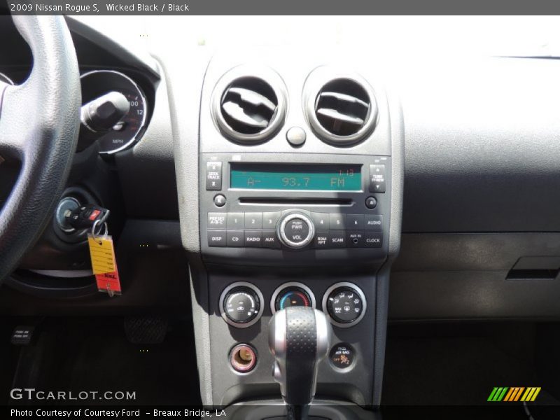 Wicked Black / Black 2009 Nissan Rogue S