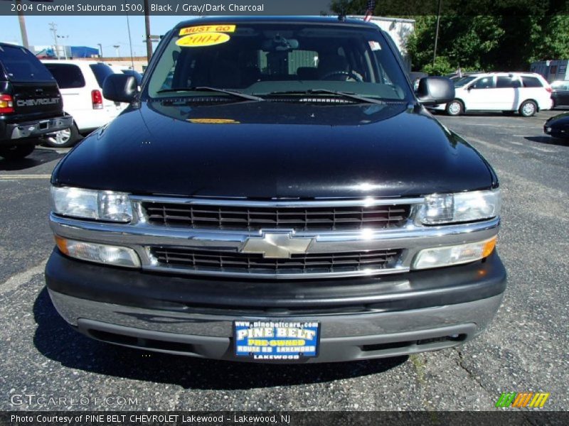 Black / Gray/Dark Charcoal 2004 Chevrolet Suburban 1500