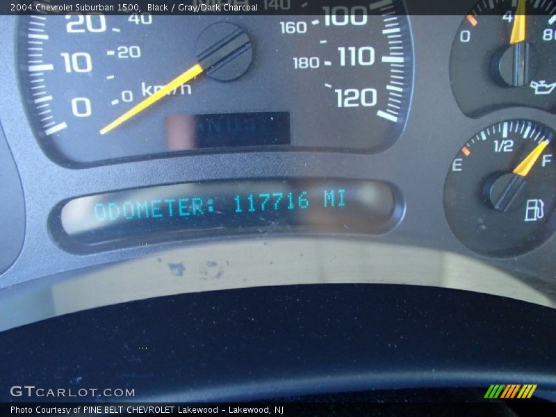 Black / Gray/Dark Charcoal 2004 Chevrolet Suburban 1500