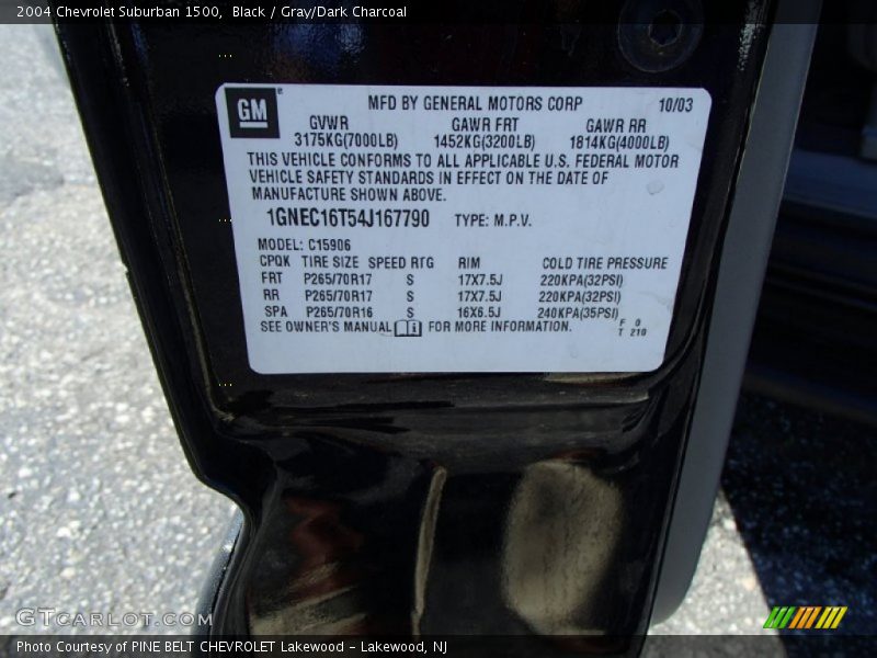 Black / Gray/Dark Charcoal 2004 Chevrolet Suburban 1500