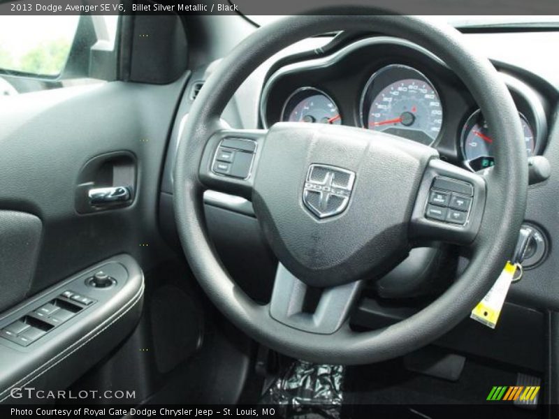Billet Silver Metallic / Black 2013 Dodge Avenger SE V6
