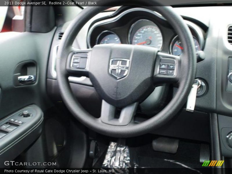 Redline 2-Coat Pearl / Black 2013 Dodge Avenger SE