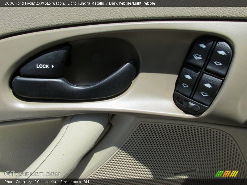 Light Tundra Metallic / Dark Pebble/Light Pebble 2006 Ford Focus ZXW SES Wagon