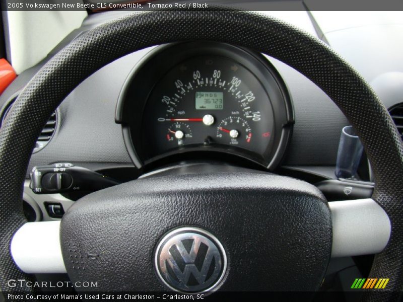 Tornado Red / Black 2005 Volkswagen New Beetle GLS Convertible