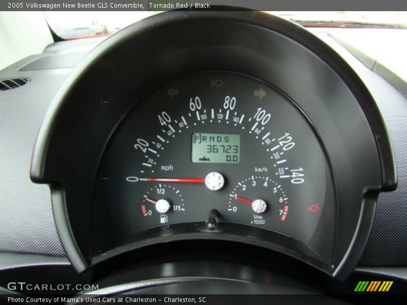 Tornado Red / Black 2005 Volkswagen New Beetle GLS Convertible