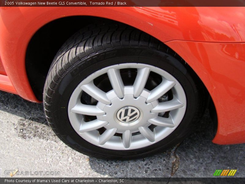 Tornado Red / Black 2005 Volkswagen New Beetle GLS Convertible