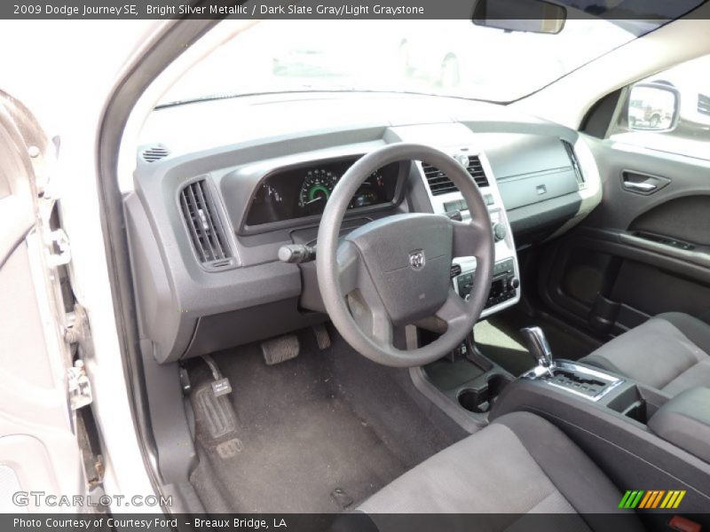 Bright Silver Metallic / Dark Slate Gray/Light Graystone 2009 Dodge Journey SE