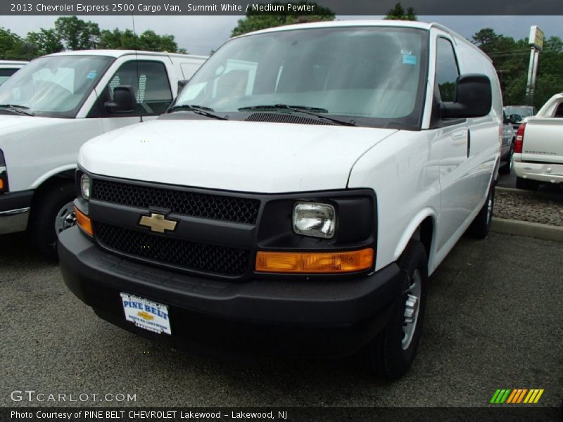 Summit White / Medium Pewter 2013 Chevrolet Express 2500 Cargo Van