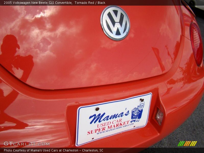 Tornado Red / Black 2005 Volkswagen New Beetle GLS Convertible