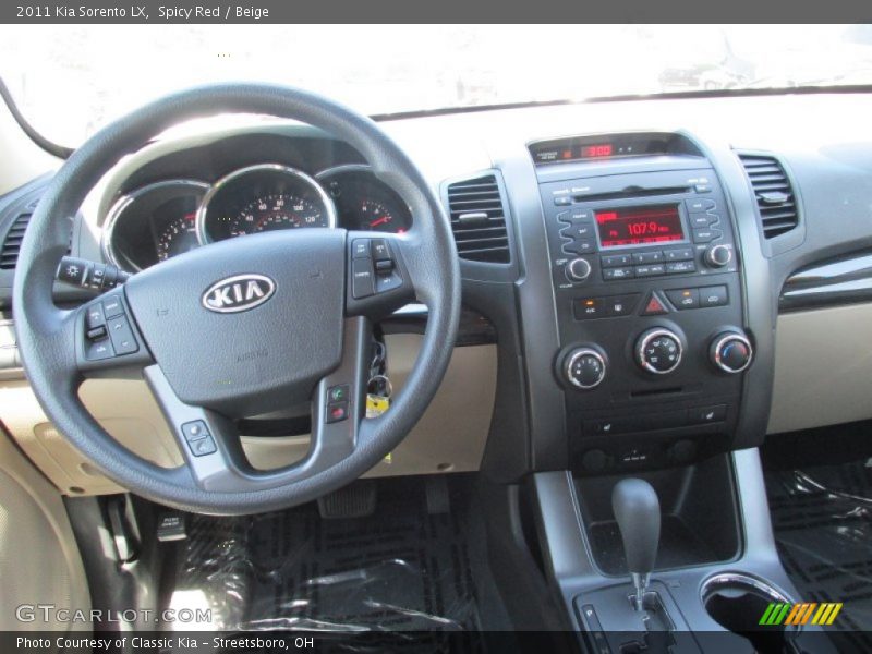 Spicy Red / Beige 2011 Kia Sorento LX
