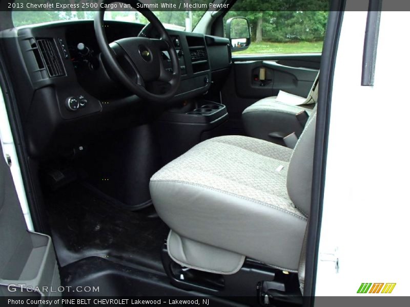 Summit White / Medium Pewter 2013 Chevrolet Express 2500 Cargo Van