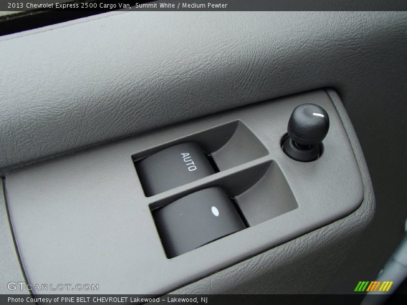 Summit White / Medium Pewter 2013 Chevrolet Express 2500 Cargo Van