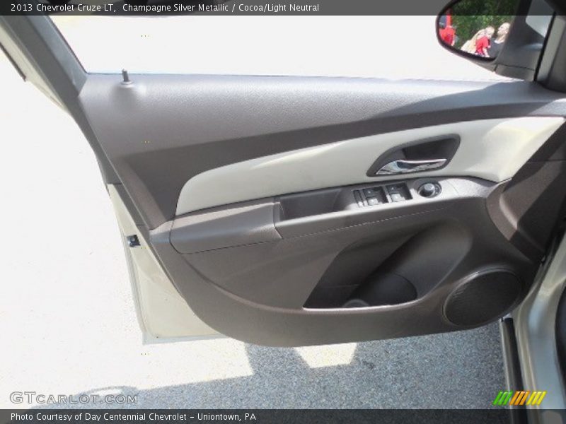 Champagne Silver Metallic / Cocoa/Light Neutral 2013 Chevrolet Cruze LT