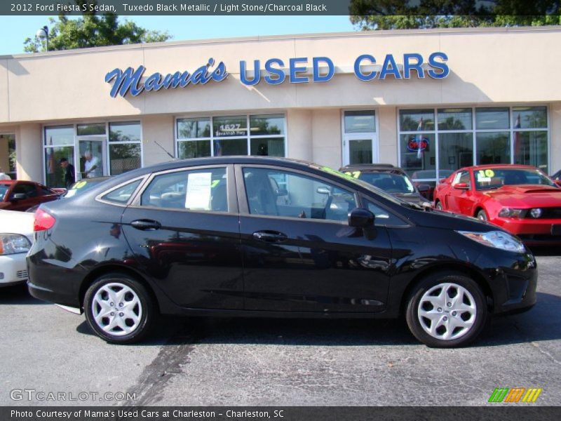 Tuxedo Black Metallic / Light Stone/Charcoal Black 2012 Ford Fiesta S Sedan