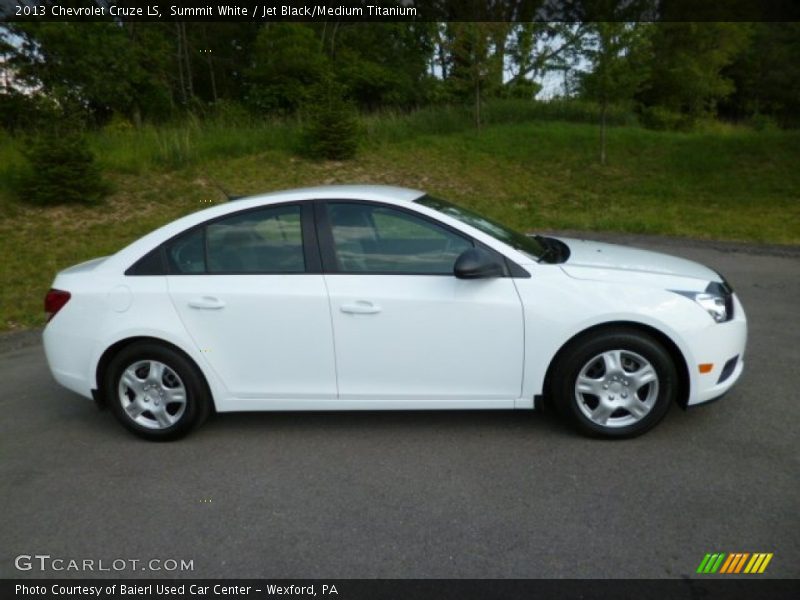 Summit White / Jet Black/Medium Titanium 2013 Chevrolet Cruze LS