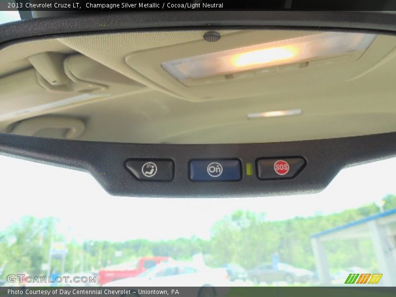 Champagne Silver Metallic / Cocoa/Light Neutral 2013 Chevrolet Cruze LT