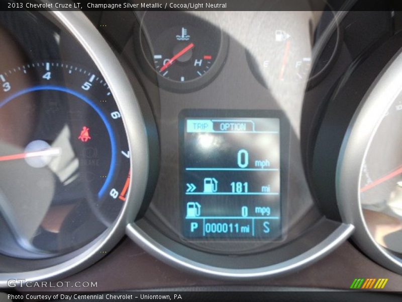 Champagne Silver Metallic / Cocoa/Light Neutral 2013 Chevrolet Cruze LT