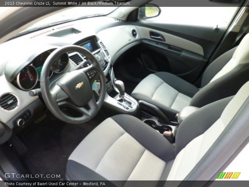Summit White / Jet Black/Medium Titanium 2013 Chevrolet Cruze LS
