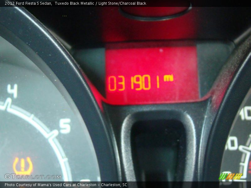 Tuxedo Black Metallic / Light Stone/Charcoal Black 2012 Ford Fiesta S Sedan