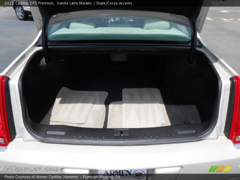 Vanille Latte Metallic / Shale/Cocoa Accents 2011 Cadillac DTS Premium
