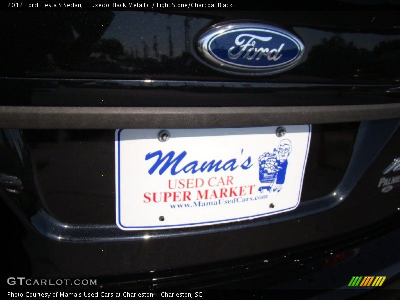 Tuxedo Black Metallic / Light Stone/Charcoal Black 2012 Ford Fiesta S Sedan