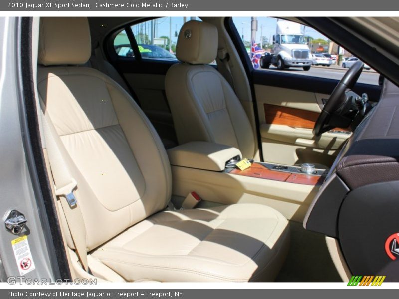 Cashmere Gold Metallic / Barley 2010 Jaguar XF Sport Sedan