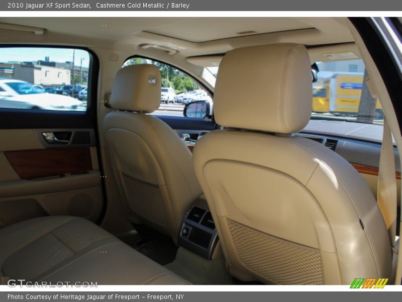 Cashmere Gold Metallic / Barley 2010 Jaguar XF Sport Sedan