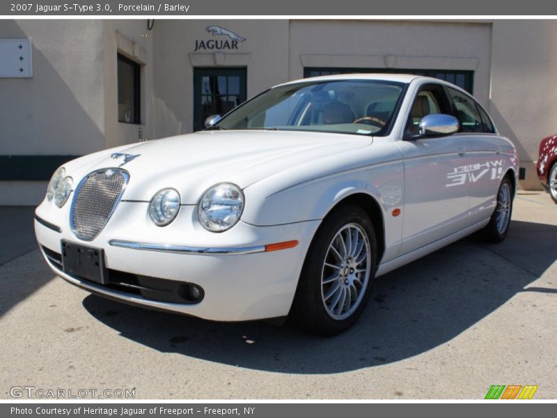 Porcelain / Barley 2007 Jaguar S-Type 3.0