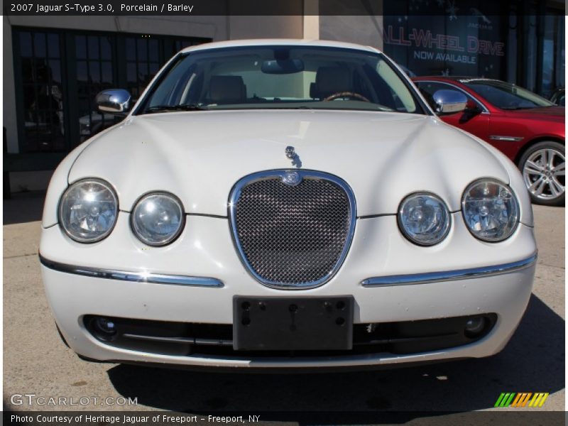 Porcelain / Barley 2007 Jaguar S-Type 3.0