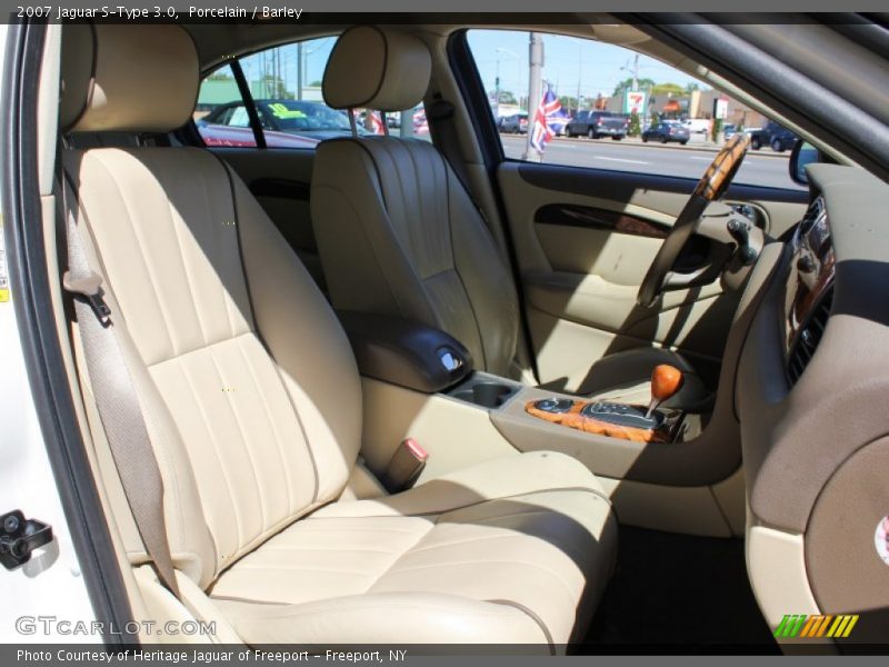 Porcelain / Barley 2007 Jaguar S-Type 3.0