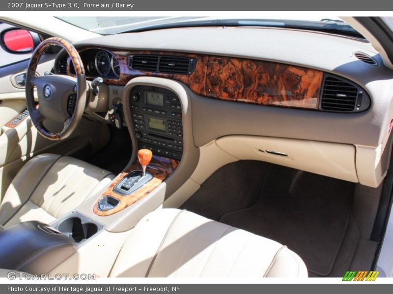 Porcelain / Barley 2007 Jaguar S-Type 3.0