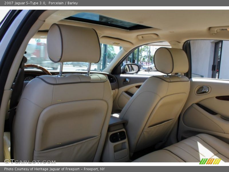 Porcelain / Barley 2007 Jaguar S-Type 3.0