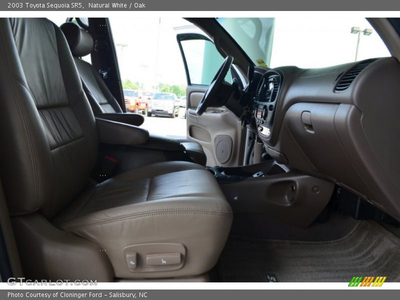 Natural White / Oak 2003 Toyota Sequoia SR5