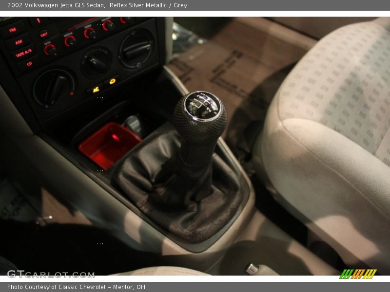 Reflex Silver Metallic / Grey 2002 Volkswagen Jetta GLS Sedan