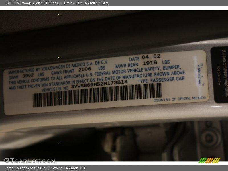 Reflex Silver Metallic / Grey 2002 Volkswagen Jetta GLS Sedan