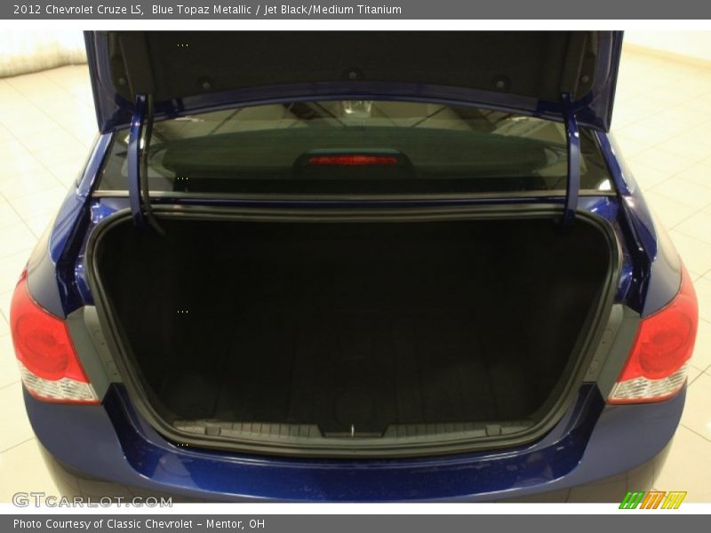 Blue Topaz Metallic / Jet Black/Medium Titanium 2012 Chevrolet Cruze LS