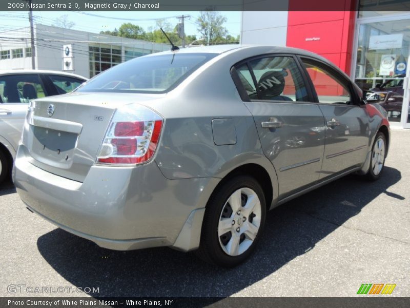 Magnetic Gray / Charcoal 2009 Nissan Sentra 2.0