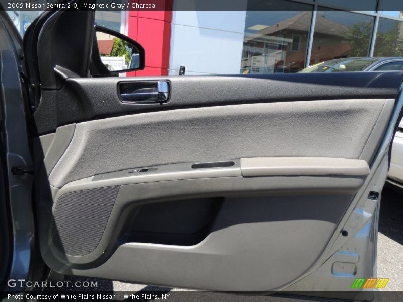 Magnetic Gray / Charcoal 2009 Nissan Sentra 2.0