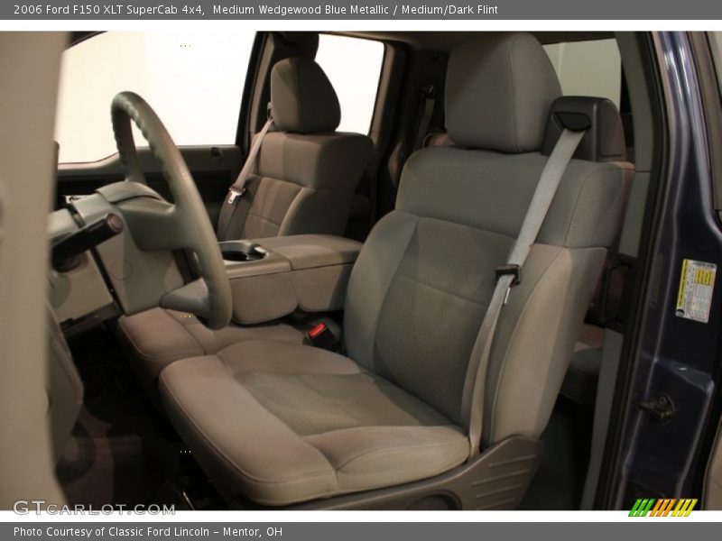 Medium Wedgewood Blue Metallic / Medium/Dark Flint 2006 Ford F150 XLT SuperCab 4x4
