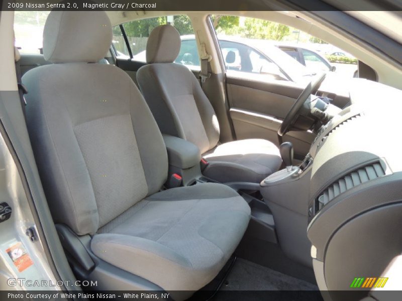 Magnetic Gray / Charcoal 2009 Nissan Sentra 2.0