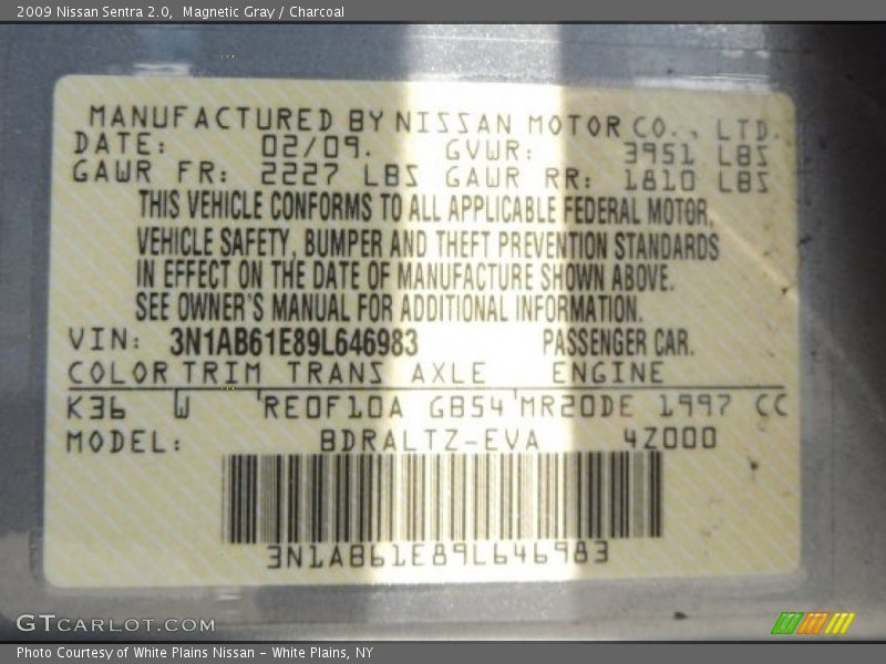 Magnetic Gray / Charcoal 2009 Nissan Sentra 2.0