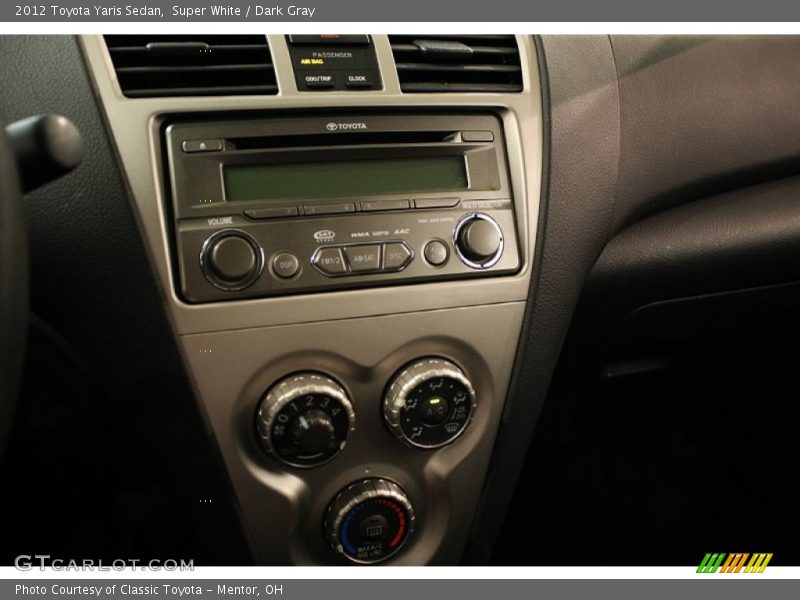 Super White / Dark Gray 2012 Toyota Yaris Sedan