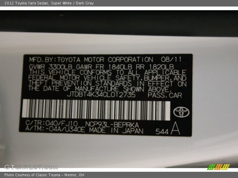 Super White / Dark Gray 2012 Toyota Yaris Sedan