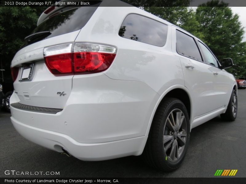 Bright White / Black 2013 Dodge Durango R/T