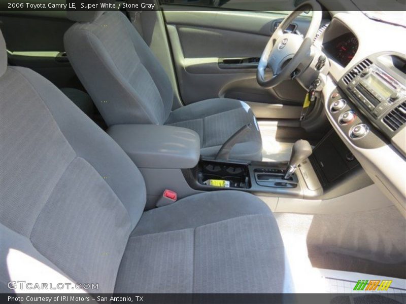 Super White / Stone Gray 2006 Toyota Camry LE