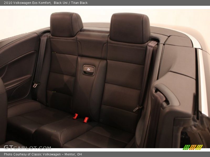 Black Uni / Titan Black 2010 Volkswagen Eos Komfort