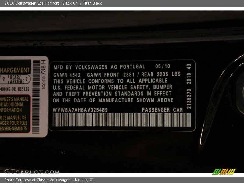 Black Uni / Titan Black 2010 Volkswagen Eos Komfort