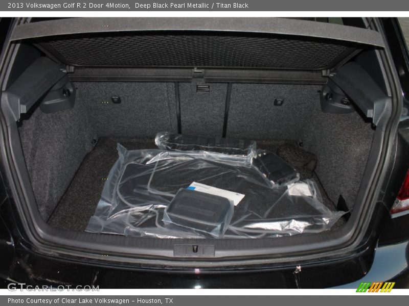 Deep Black Pearl Metallic / Titan Black 2013 Volkswagen Golf R 2 Door 4Motion