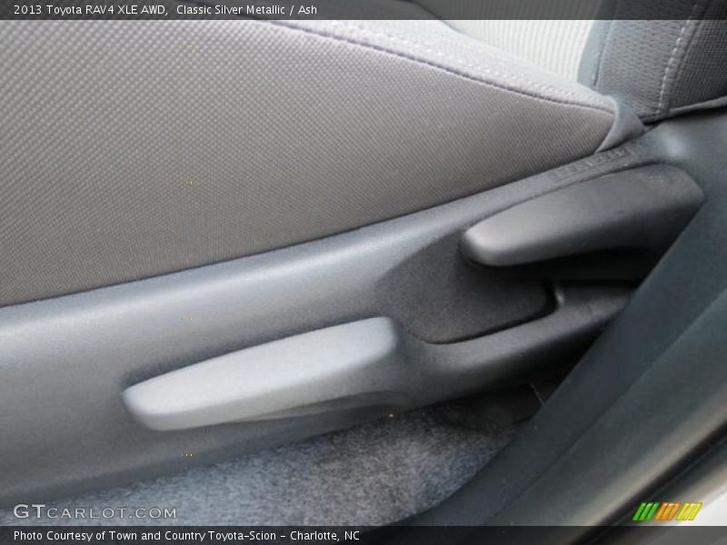 Classic Silver Metallic / Ash 2013 Toyota RAV4 XLE AWD